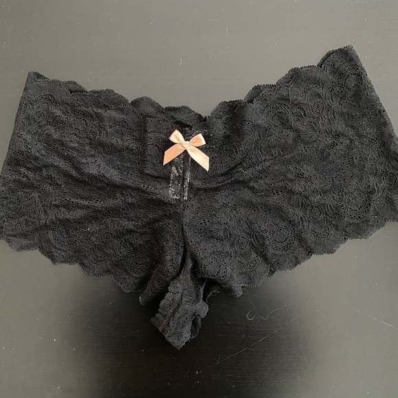 Hanky Panky Black Lace Panties with OPEN CROTCH - Picture 2 of 5